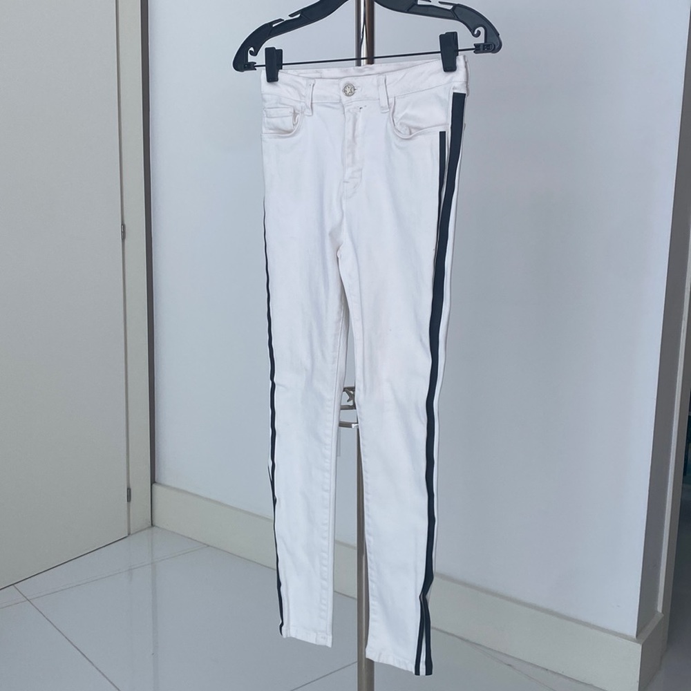 Jean pants